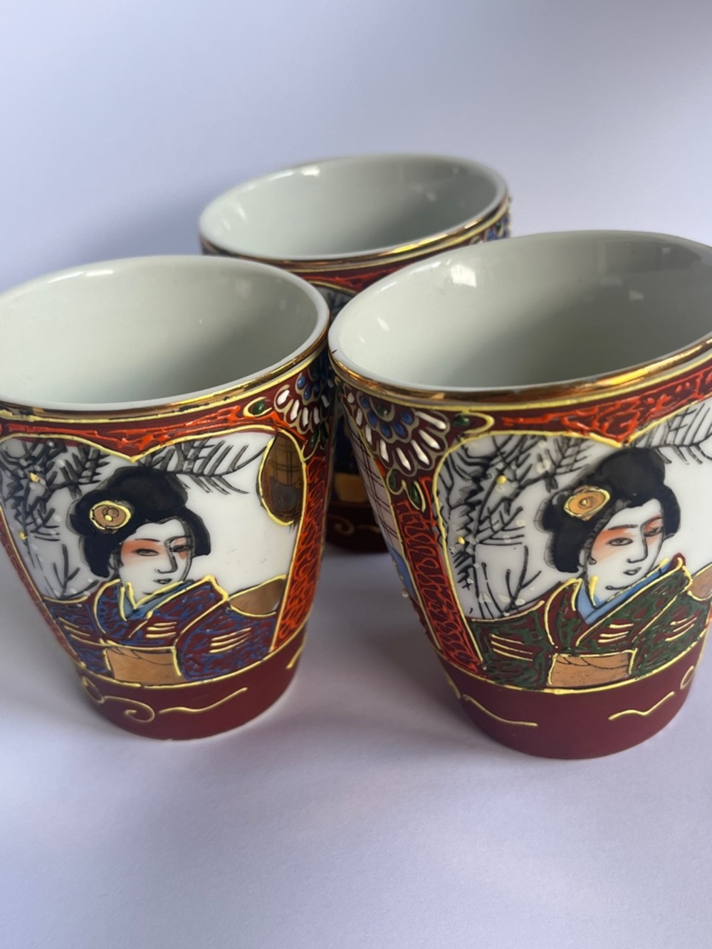 Set of 3 vintage KUTAN  Japanese Geisha Porcelain Cups